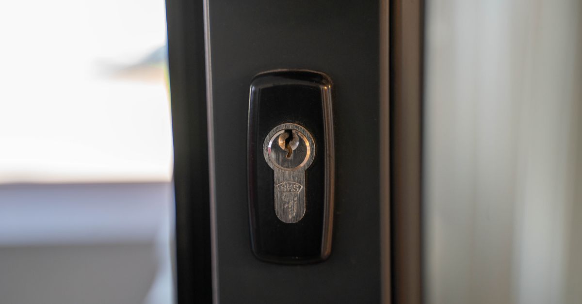locksmith service technician — San Juan Capistrano